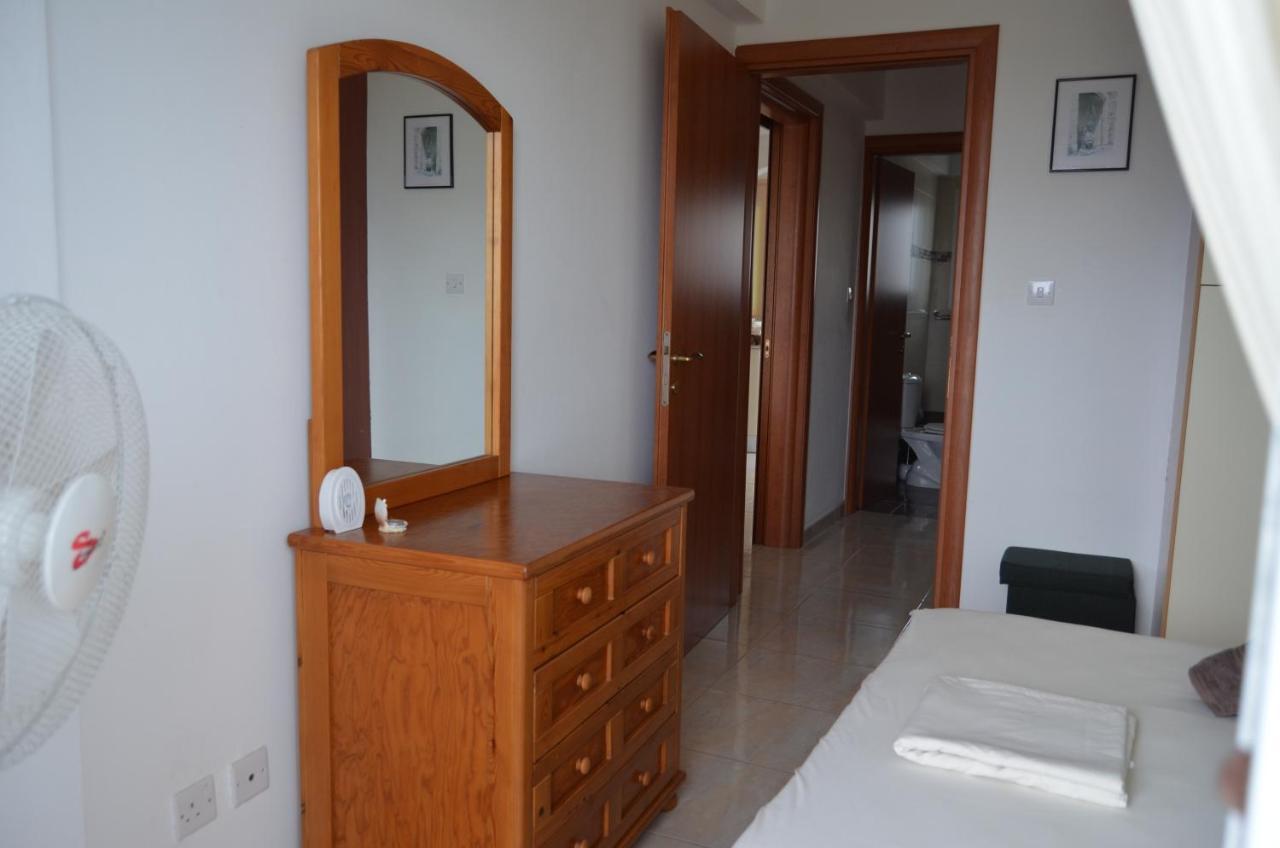 Ithaki Gardens Apartment 107 Paphos Esterno foto