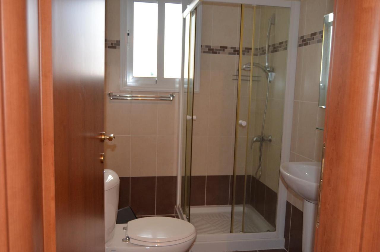 Ithaki Gardens Apartment 107 Paphos Esterno foto