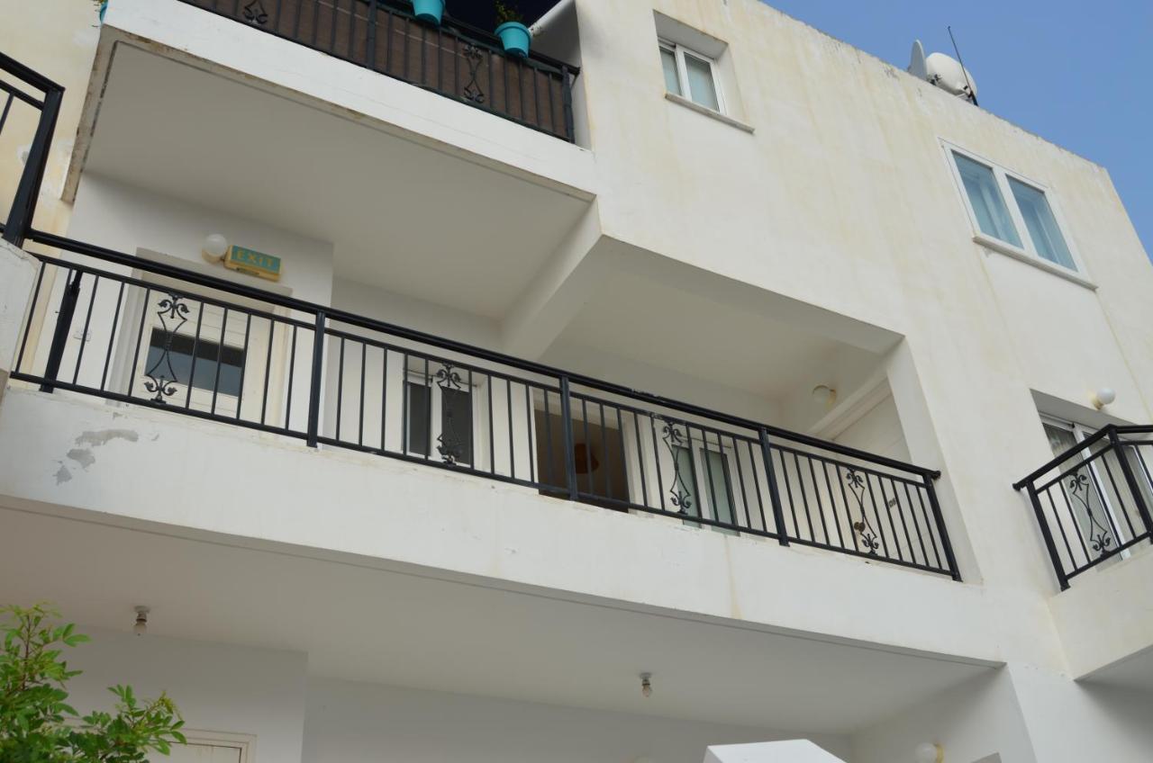 Ithaki Gardens Apartment 107 Paphos Esterno foto